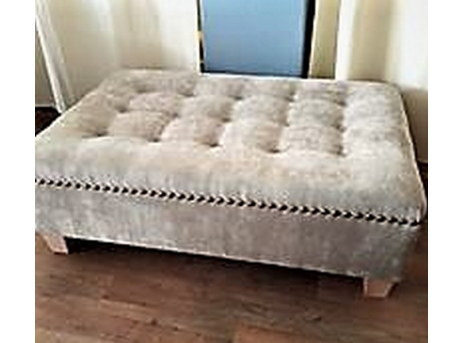 QUILTED OTTOMAN