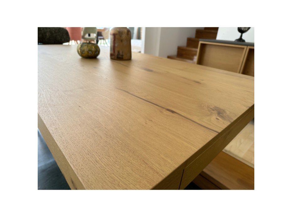 LARK DINING TABLE (LK)