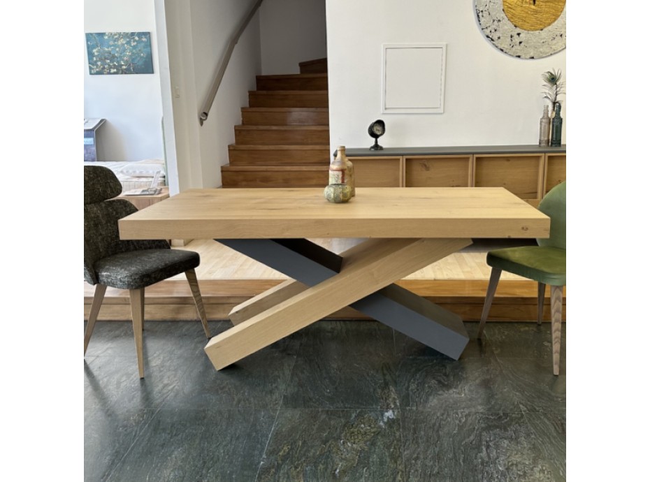 LARK DINING TABLE (LK)