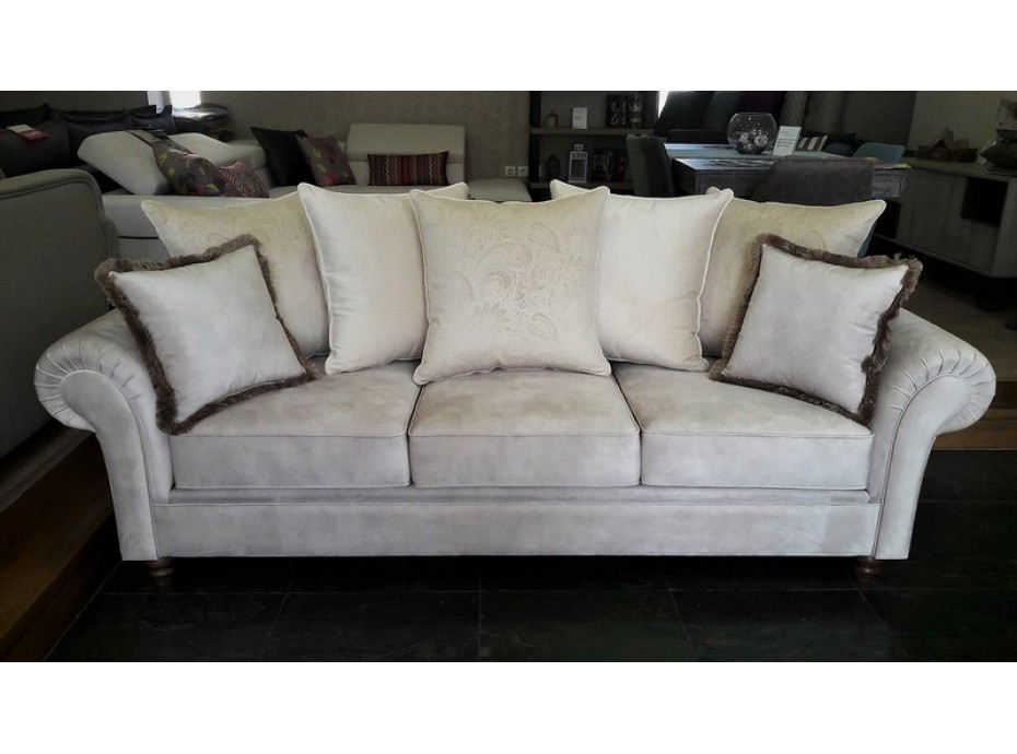 IRO THREE SEATER-TWO SEATER