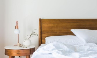 Τοποθέτηση του Κρεβατιού στο Υπνοδωμάτιο: Οι Σωστές Πρακτικές